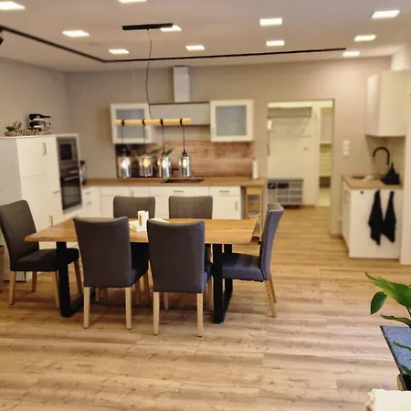 Appartement Auxbrg - 4 Zimmer, Xl Wasserbett, 65 Zoll Tv, Xl Terrasse