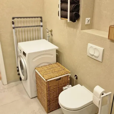 Auxbrg - 4 Zimmer, Xl Terrasse, 65 Zoll Tv, Ps4