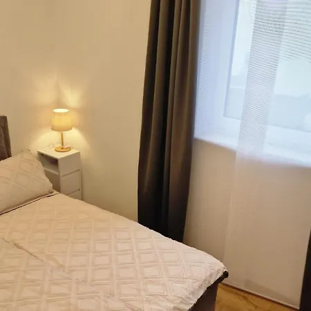 Apartment Auxbrg - 4 Zimmer, Xl Wasserbett, 65 Zoll Tv, Xl Terrasse