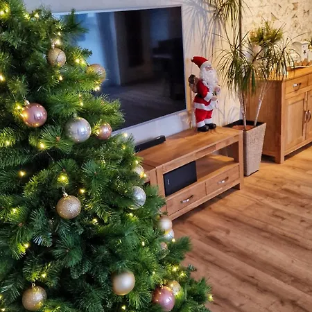 Apartment Auxbrg - 4 Zimmer, Xl Wasserbett, 65 Zoll Tv, Xl Terrasse